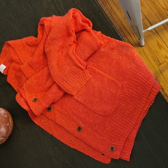 Sweater - Picture 3 of 4